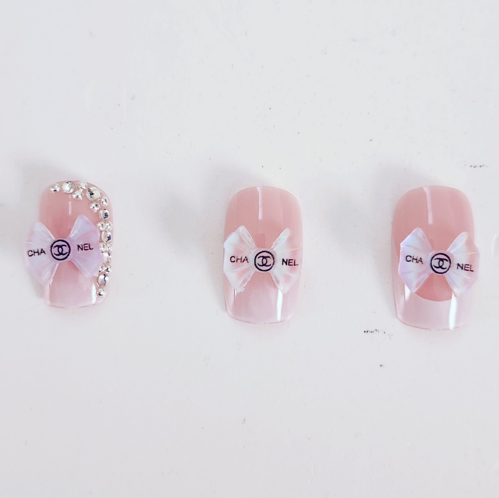 Luxury Nail Charms Bow Holographic